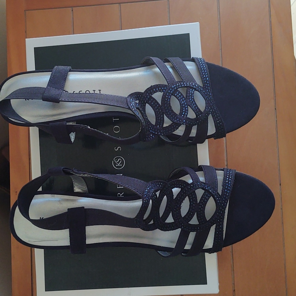 Karen Scott (Denice Wedge Sandal) Navy 9.5 M
